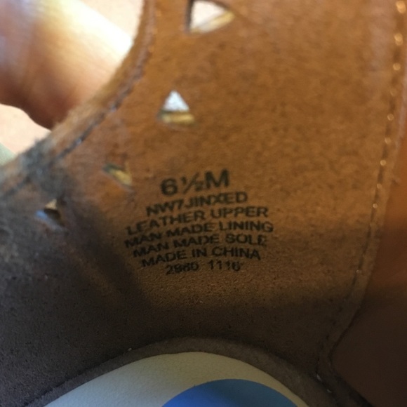 Nine West lace-up block heels - Picture 3 of 4